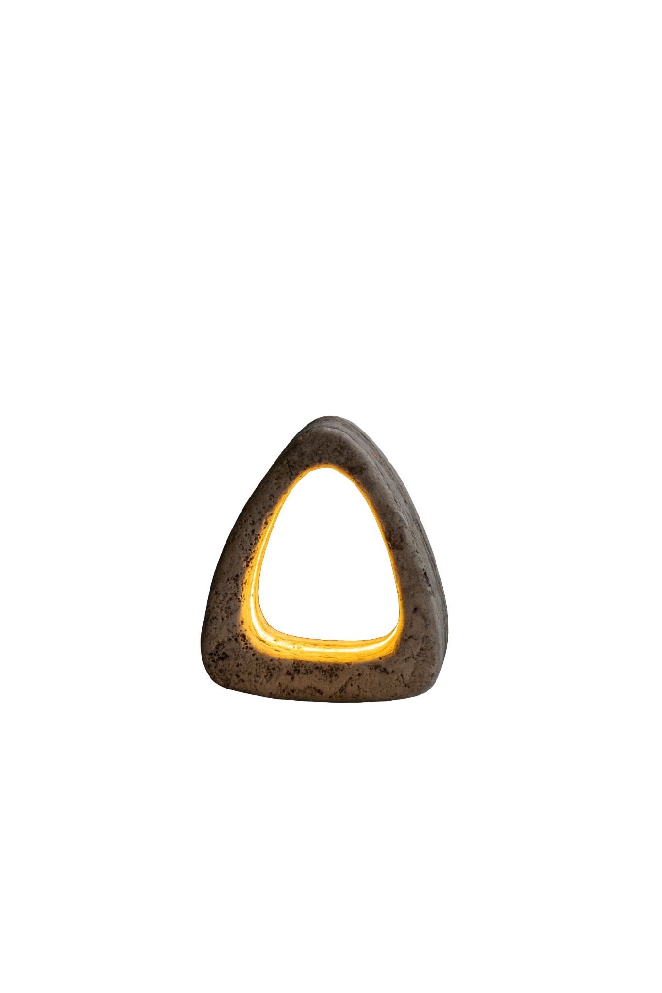 ANELLO — آنِلّو، چراغ سنگی حلقه‌مانند با فضای خالی مرکزی و نور خطی گرم